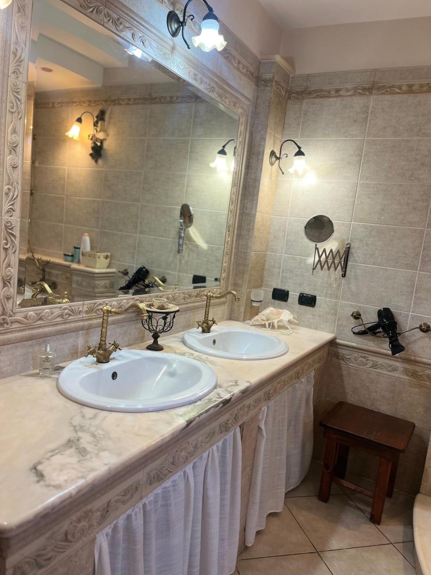 B&B Villa Regina سانتا دومينيكا المظهر الخارجي الصورة