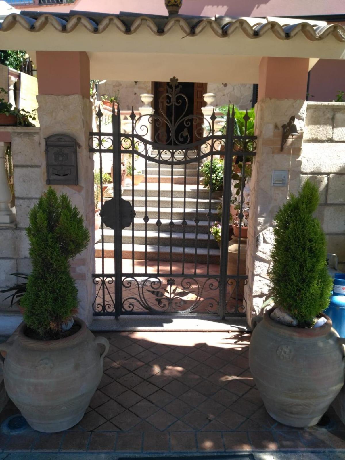 B&B Villa Regina سانتا دومينيكا المظهر الخارجي الصورة
