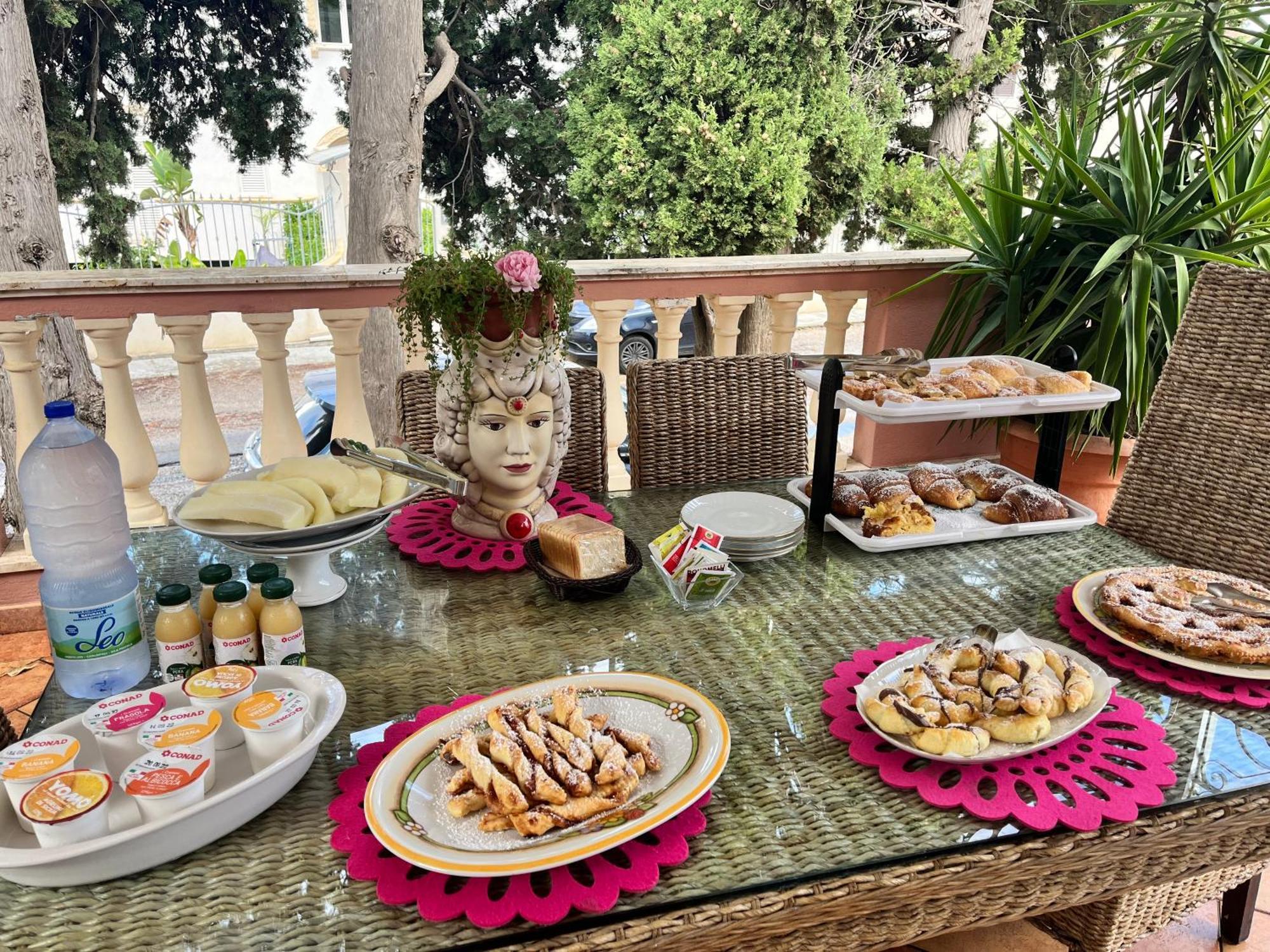B&B Villa Regina سانتا دومينيكا المظهر الخارجي الصورة